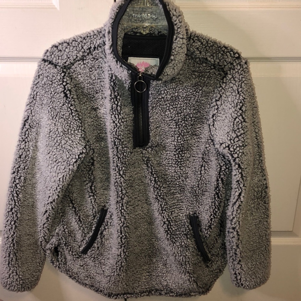 Fuzzy gray Sherpa (never worn)